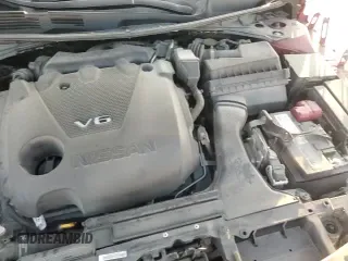 ✅ 2021 Nissan Maxima SV • VIN: 1N4AA6CV4MC505173 • Lot: 87298545. Wystawiony na Copart z przebiegiem 99 451 mil. Bezpłatny archiwum sprzedaży aukcyjnych z USA i szczegółowy raport historii pojazdu na DreamBid. Zdjęcie 14.