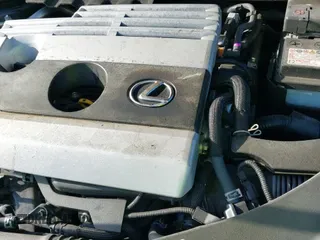 ✅ 2022 Lexus UX 200 • VIN: JTHX3JBH3N2051968 • Lot: 41965962. Wystawiony na IAAI z przebiegiem 12 722 mil. Bezpłatny archiwum sprzedaży aukcyjnych z USA i szczegółowy raport historii pojazdu na DreamBid. Zdjęcie 19.