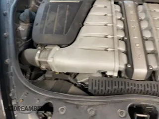 ✅ 2007 Bentley Flying Spur • VIN: SCBBR93W17C042658 • Lot: 62427535. Wystawiony na Copart z przebiegiem 97 393 mil. Bezpłatny archiwum sprzedaży aukcyjnych z USA i szczegółowy raport historii pojazdu na DreamBid. Zdjęcie 11.