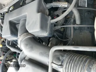 ✅ 2012 Ford F-350 XL • VIN: 1FTBF3A61CEB82648 • Lot: 42395064. Wystawiony na IAAI z przebiegiem 266 558 mil. Bezpłatny archiwum sprzedaży aukcyjnych z USA i szczegółowy raport historii pojazdu na DreamBid. Zdjęcie 19.