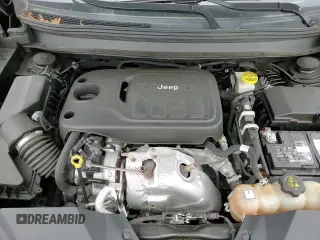 ✅ 2019 Jeep Cherokee Limited • VIN: 1C4PJMDN9KD209130 • Лот: 86707625. Опубликован ранее на Copart с пробегом 98 783 миль. Бесплатный доступ к архиву аукционных продаж из США и подробный отчёт об истории автомобиля на DreamBid. Изображение 14.