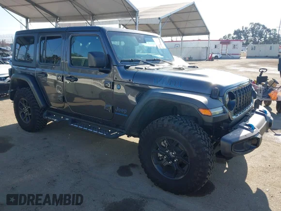 ✅ 2024 Jeep Wrangler Sport S • VIN: 1C4RJXN60RW317474 • Lot: 42300146. Wystawiony na IAAI z przebiegiem 3 633 mil. Bezpłatny archiwum sprzedaży aukcyjnych z USA i szczegółowy raport historii pojazdu na DreamBid. Zdjęcie 1.