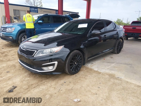 ✅ 2013 Kia Optima EX • VIN: KNAGM4AD1D5053565 • Lot: 45281920. Wystawiony na IAAI z przebiegiem 147 038 mil. Bezpłatny archiwum sprzedaży aukcyjnych z USA i szczegółowy raport historii pojazdu na DreamBid. Zdjęcie 2.
