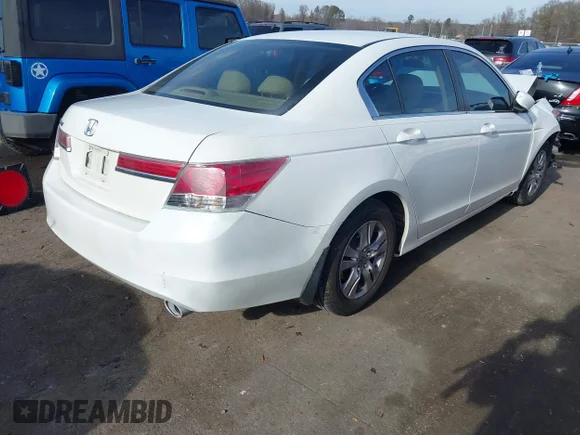✅ 2012 Honda Accord LX Premium • VIN: 1HGCP2F47CA069556 • Lot: 43924389. Wystawiony na IAAI z przebiegiem 175 276 mil. Bezpłatny archiwum sprzedaży aukcyjnych z USA i szczegółowy raport historii pojazdu na DreamBid. Zdjęcie 4.