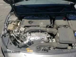 ✅ 2020 Mercedes-Benz A 220 • VIN: W1K3G4EB1LJ233268 • Lot: 69473525. Wystawiony na Copart z przebiegiem 64 028 mil. Bezpłatny archiwum sprzedaży aukcyjnych z USA i szczegółowy raport historii pojazdu na DreamBid. Zdjęcie 15.