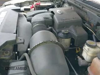 ✅ 2004 Ford Expedition Eddie Bauer • VIN: 1FMPU18L54LB20495 • Lot: 42503343. Listed on IAAI with 299,164 mi. Free auction sales archive from the USA and detailed vehicle history report at DreamBid. Image 12.