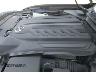 ✅ 2024 Mazda CX-90 Premium • VIN: JM3KKDHD1R1142938 • Lot: 42952184. Wystawiony na IAAI z przebiegiem 34 672 mil. Bezpłatny archiwum sprzedaży aukcyjnych z USA i szczegółowy raport historii pojazdu na DreamBid. Zdjęcie 18.