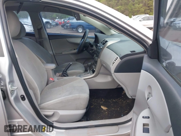 ✅ 2011 Toyota Corolla LE • VIN: 2T1BU4EE6BC620434 • Lot: 44708743. Wystawiony na IAAI z przebiegiem 151 523 mil. Bezpłatny archiwum sprzedaży aukcyjnych z USA i szczegółowy raport historii pojazdu na DreamBid. Zdjęcie 5.