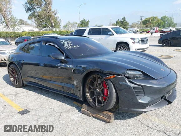 2022 Porsche Taycan GTS