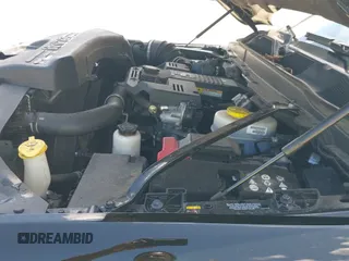 ✅ 2022 Ram 2500 Big Horn • VIN: 3C6UR5DL3NG248469 • Lot: 42656592. Wystawiony na IAAI z przebiegiem 76 589 mil. Bezpłatny archiwum sprzedaży aukcyjnych z USA i szczegółowy raport historii pojazdu na DreamBid. Zdjęcie 19.