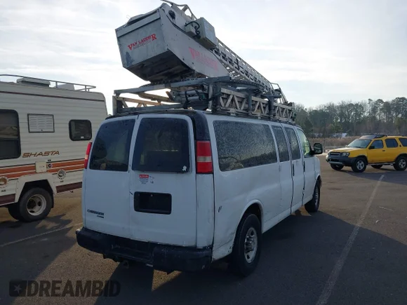 ✅ 2013 Chevrolet Express Passenger LT • VIN: 1GAZG1FG1D1159390 • Lot: 41191409. Wystawiony na IAAI z przebiegiem 176 899 mil. Bezpłatny archiwum sprzedaży aukcyjnych z USA i szczegółowy raport historii pojazdu na DreamBid. Zdjęcie 4.