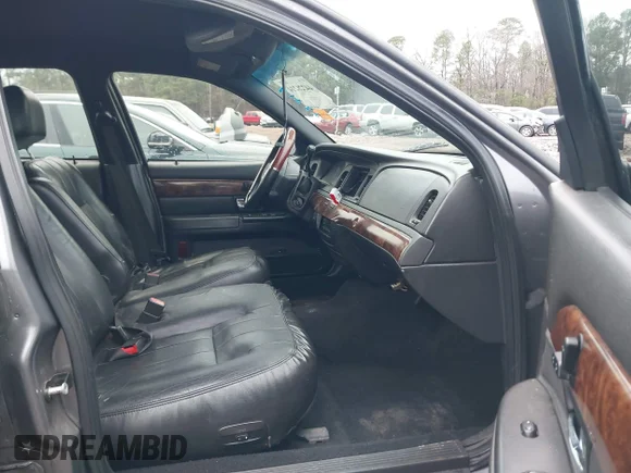 ✅ 2006 Mercury Grand Marquis LS Premium • VIN: 2MEFM75V96X622634 • Lot: 44228214. Wystawiony na IAAI z przebiegiem 267 488 mil. Bezpłatny archiwum sprzedaży aukcyjnych z USA i szczegółowy raport historii pojazdu na DreamBid. Zdjęcie 5.