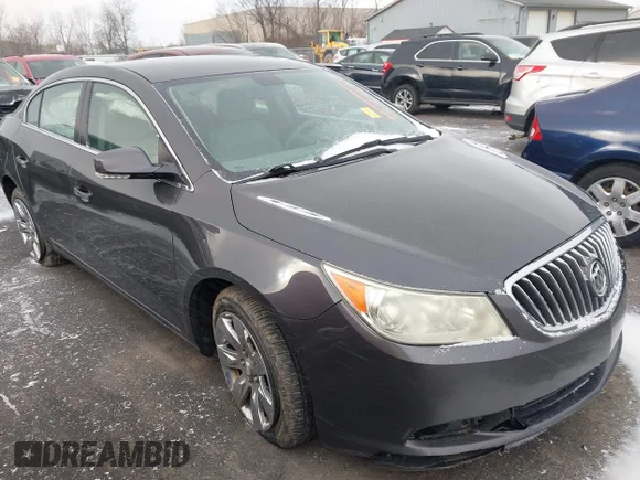 ✅ 2013 Buick LaCrosse Premium 1 • VIN: 1G4GG5E31DF313776 • Лот: 44024668. Опубліковано раніше на IAAI з пробігом 210 327 миль. Безкоштовний доступ до архіву аукціонних продажів зі США та докладний звіт про історію автомобіля на DreamBid. Зображення 1.