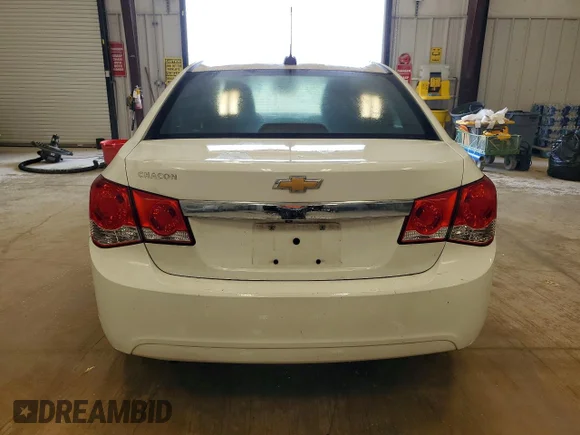 ✅ 2016 Chevrolet Cruze LT • VIN: 1G1PE5SB5G7109575 • Lot: 45509876. Listed on Copart with 151,930 mi. Free auction sales archive from the USA and detailed vehicle history report at DreamBid. Image 6.