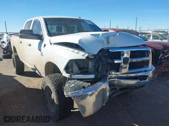 ✅ 2015 Ram 2500 SLT • VIN: 3C6UR5DL1FG623910 • Лот: 41469020. Опубліковано раніше на IAAI з пробігом 139 877 миль. Безкоштовний доступ до архіву аукціонних продажів зі США та докладний звіт про історію автомобіля на DreamBid. Зображення 1.
