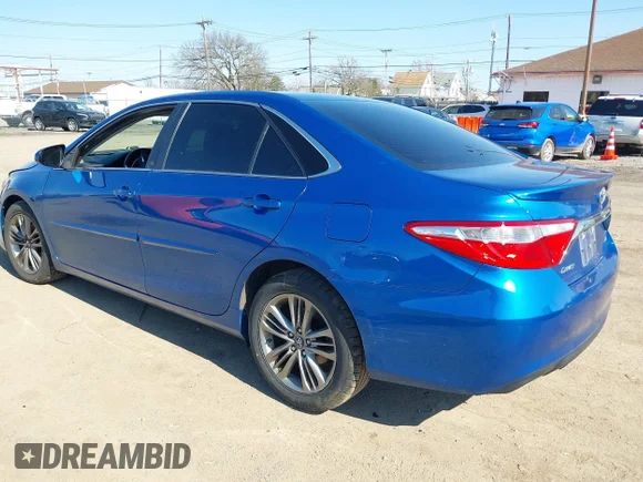✅ 2017 Toyota Camry SE • VIN: 4T1BF1FK8HU655562 • Lot: 44810588. Wystawiony na IAAI z przebiegiem 105 321 mil. Bezpłatny archiwum sprzedaży aukcyjnych z USA i szczegółowy raport historii pojazdu na DreamBid. Zdjęcie 3.