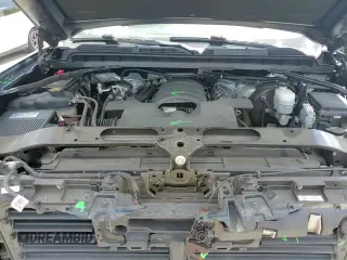 ✅ 2018 Chevrolet Silverado 1500 LTZ • VIN: 3GCUKSEJ2JG285466 • Lot: 63661115. Wystawiony na Copart z przebiegiem 37 963 mil. Bezpłatny archiwum sprzedaży aukcyjnych z USA i szczegółowy raport historii pojazdu na DreamBid. Zdjęcie 14.