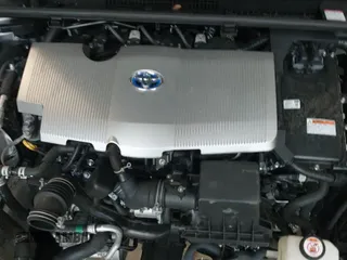 2021 Toyota Prius L Eco with VIN JTDKAMFU4M3147210, listed as a IAAI auction lot 42437023 with 12,673 mi miles and . Bid and sale history available at DreamBid. Image 19.