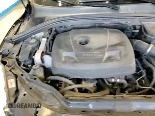 ✅ 2017 Volvo XC60 Dynamic • VIN: YV440MRR8H2122225 • Lot: 82547105. Wystawiony na Copart z przebiegiem 141 025 mil. Bezpłatny archiwum sprzedaży aukcyjnych z USA i szczegółowy raport historii pojazdu na DreamBid. Zdjęcie 16.