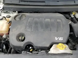 ✅ 2018 Dodge Journey Crossroad • VIN: 3C4PDCGG4JT504787 • Lot: 90126565. Listed on Copart with 124,505 mi. Free auction sales archive from the USA and detailed vehicle history report at DreamBid. Image 13.