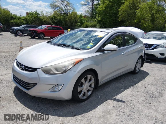 ✅ 2013 Hyundai Elantra GLS • VIN: KMHDH4AE8DU850495 • Lot: 45083928. Wystawiony na IAAI z przebiegiem 148 339 mil. Bezpłatny archiwum sprzedaży aukcyjnych z USA i szczegółowy raport historii pojazdu na DreamBid. Zdjęcie 2.