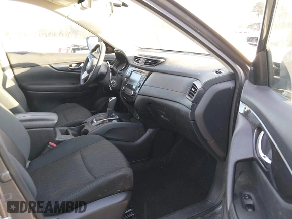 ✅ 2018 Nissan Rogue S • VIN: 5N1AT2MT1JC770618 • Lot: 44150663. Wystawiony na IAAI z przebiegiem 179 921 mil. Bezpłatny archiwum sprzedaży aukcyjnych z USA i szczegółowy raport historii pojazdu na DreamBid. Zdjęcie 5.