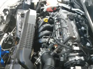 ✅ 2020 Toyota Corolla LE • VIN: JTDEPRAE5LJ018542 • Lot: 43633316. Wystawiony na IAAI z przebiegiem 203 407 mil. Bezpłatny archiwum sprzedaży aukcyjnych z USA i szczegółowy raport historii pojazdu na DreamBid. Zdjęcie 19.