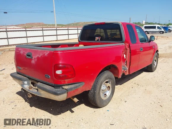 ✅ 1999 Ford F-150 • VIN: 1FTRX07W0XKA89113 • Lot: 42333023. Wystawiony na IAAI z przebiegiem Nie podano. Bezpłatny archiwum sprzedaży aukcyjnych z USA i szczegółowy raport historii pojazdu na DreamBid. Zdjęcie 4.