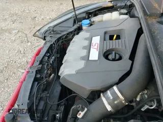 ✅ 2015 Ford Focus ST • VIN: 1FADP3L90FL360987 • Лот: 42676211. Опубликован ранее на IAAI с пробегом 156 932 миль. Бесплатный доступ к архиву аукционных продаж из США и подробный отчёт об истории автомобиля на DreamBid. Изображение 19.