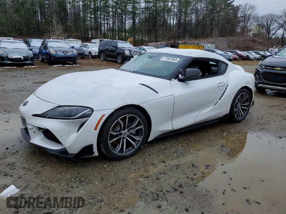 ✅ 2021 Toyota Supra 2.0 • VIN: WZ1DB2C03MW041889 • Lot: 77567845. Wystawiony na Copart z przebiegiem Nie podano. Bezpłatny archiwum sprzedaży aukcyjnych z USA i szczegółowy raport historii pojazdu na DreamBid. Zdjęcie 1.