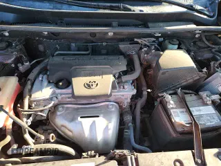 ✅ 2018 Toyota RAV4 XLE • VIN: 2T3WFREV8JW468492 • Лот: 87410185. Опубликован ранее на Copart с пробегом 132 394 миль. Бесплатный доступ к архиву аукционных продаж из США и подробный отчёт об истории автомобиля на DreamBid. Изображение 14.