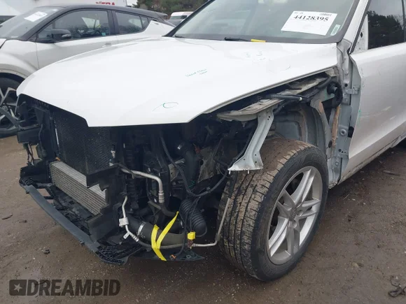 ✅ 2015 Audi Q5 Premium Plus • VIN: WA1LFAFP5FA116667 • Lot: 44128395. Listed on IAAI with 123,464 mi. Free auction sales archive from the USA and detailed vehicle history report at DreamBid. Image 6.