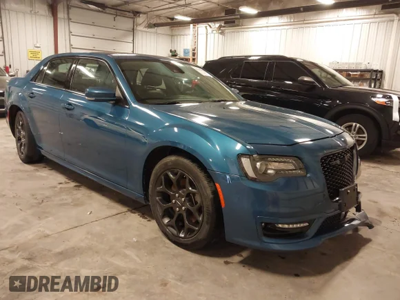 ✅ 2022 Chrysler 300 Touring L • VIN: 2C3CCASG5NH241600 • Лот: 42182039. Опубликован ранее на IAAI с пробегом 73 943 миль. Бесплатный доступ к архиву аукционных продаж из США и подробный отчёт об истории автомобиля на DreamBid. Изображение 1.