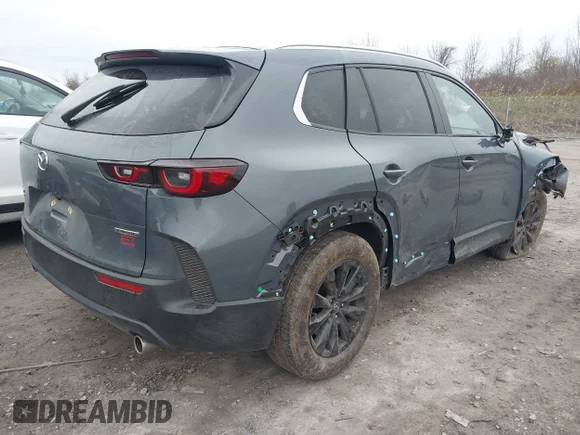 ✅ 2025 Mazda CX-50 S Preferred • VIN: 7MMVABBM9SN347590 • Lot: 43615935. Wystawiony na IAAI z przebiegiem 8 485 mil. Bezpłatny archiwum sprzedaży aukcyjnych z USA i szczegółowy raport historii pojazdu na DreamBid. Zdjęcie 4.