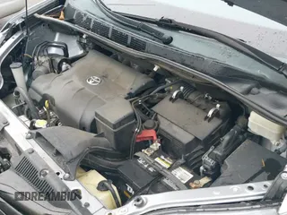 ✅ 2014 Toyota Sienna LE AAS • VIN: 5TDKK3DC5ES503410 • Лот: 43661128. Опубликован ранее на IAAI с пробегом 84 262 миль. Бесплатный доступ к архиву аукционных продаж из США и подробный отчёт об истории автомобиля на DreamBid. Изображение 22.