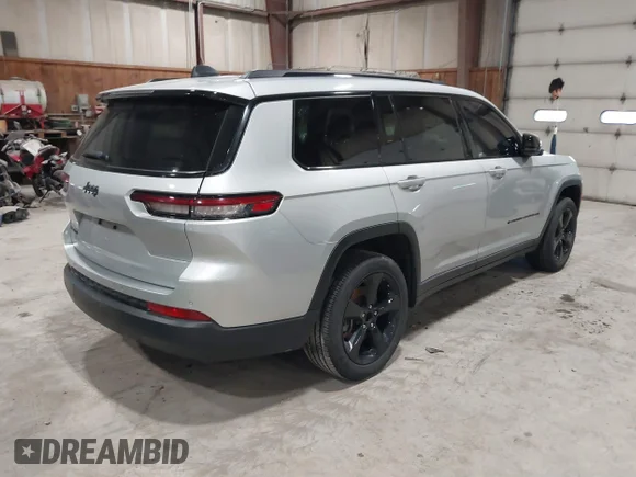 ✅ 2022 Jeep Grand Cherokee Laredo • VIN: 1C4RJKAG5N8520943 • Lot: 41815579. Wystawiony na IAAI z przebiegiem 42 942 mil. Bezpłatny archiwum sprzedaży aukcyjnych z USA i szczegółowy raport historii pojazdu na DreamBid. Zdjęcie 4.