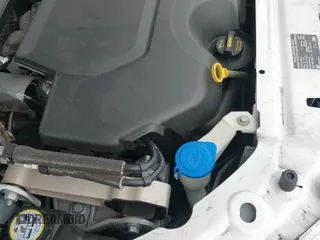 ✅ 2019 Land Rover Discovery Sport HSE • VIN: SALCR2FX7KH802397 • Lot: 43520282. Listed on IAAI with 16,338 mi. Free auction sales archive from the USA and detailed vehicle history report at DreamBid. Image 19.