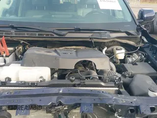 ✅ 2022 Toyota Tundra Limited • VIN: 5TFJA5AB1NX010095 • Lot: 43626865. Listed on IAAI with 37,361 mi. Free auction sales archive from the USA and detailed vehicle history report at DreamBid. Image 19.