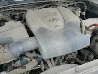 ✅ 2018 Toyota Tacoma TRD Sport • VIN: 5TFRZ5CN2JX062218 • Lot: 85746315. Wystawiony na Copart z przebiegiem 86 427 mil. Bezpłatny archiwum sprzedaży aukcyjnych z USA i szczegółowy raport historii pojazdu na DreamBid. Zdjęcie 15.