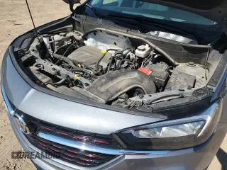 ✅ 2021 Buick Encore GX Select • VIN: KL4MMDS24MB083013 • Lot: 86443035. Wystawiony na Copart z przebiegiem 54 566 mil. Bezpłatny archiwum sprzedaży aukcyjnych z USA i szczegółowy raport historii pojazdu na DreamBid. Zdjęcie 15.