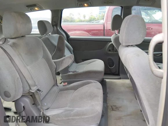 ✅ 2006 Toyota Sienna LE • VIN: 5TDZA23C86S504243 • Lot: 45267811. Wystawiony na IAAI z przebiegiem 274 494 mil. Bezpłatny archiwum sprzedaży aukcyjnych z USA i szczegółowy raport historii pojazdu na DreamBid. Zdjęcie 8.