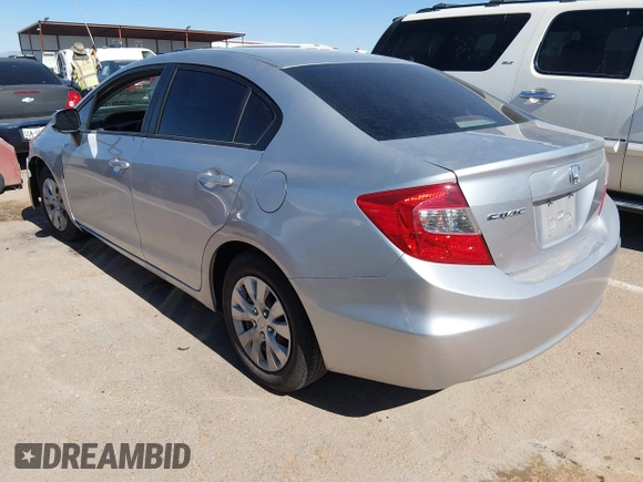 ✅ 2012 Honda Civic LX • VIN: 19XFB2F55CE023191 • Лот: 45136945. Опубліковано раніше на IAAI з пробігом 119 592 миль. Безкоштовний доступ до архіву аукціонних продажів зі США та докладний звіт про історію автомобіля на DreamBid. Зображення 3.