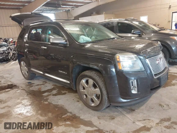 ✅ 2014 GMC Terrain Denali • VIN: 2GKFLZE38E6295893 • Lot: 45043270. Wystawiony na IAAI z przebiegiem 188 596 mil. Bezpłatny archiwum sprzedaży aukcyjnych z USA i szczegółowy raport historii pojazdu na DreamBid. Zdjęcie 1.