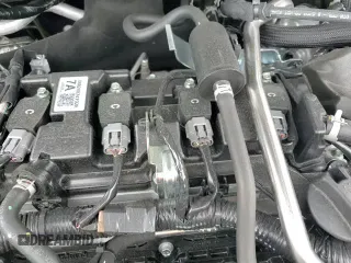 ✅ 2025 Nissan Kicks SR • VIN: 3N8AP6DCXSL408829 • Lot: 81928035. Wystawiony na Copart z przebiegiem 6 097 mil. Bezpłatny archiwum sprzedaży aukcyjnych z USA i szczegółowy raport historii pojazdu na DreamBid. Zdjęcie 17.