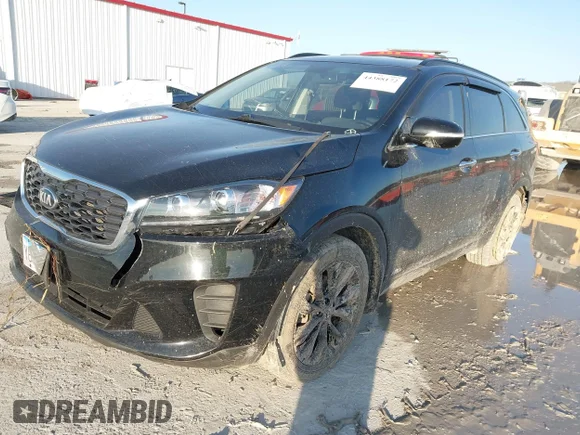 ✅ 2020 Kia Sorento LX • VIN: 5XYPGDA52LG697519 • Lot: 44388172. Wystawiony na IAAI z przebiegiem 79 075 mil. Bezpłatny archiwum sprzedaży aukcyjnych z USA i szczegółowy raport historii pojazdu na DreamBid. Zdjęcie 2.