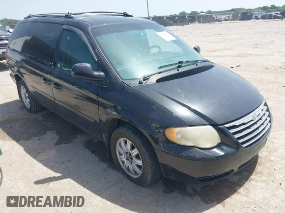 ✅ 2005 Chrysler Town & Country LX • VIN: 2C4GP44R85R179752 • Лот: 45461481. Опубликован ранее на IAAI с пробегом 232 069 миль. Бесплатный доступ к архиву аукционных продаж из США и подробный отчёт об истории автомобиля на DreamBid. Изображение 1.
