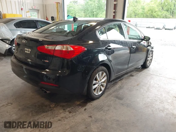 ✅ 2014 Kia Forte EX • VIN: KNAFX4A88E5199386 • Lot: 42358884. Listed on IAAI with 90,259 mi. Free auction sales archive from the USA and detailed vehicle history report at DreamBid. Image 4.