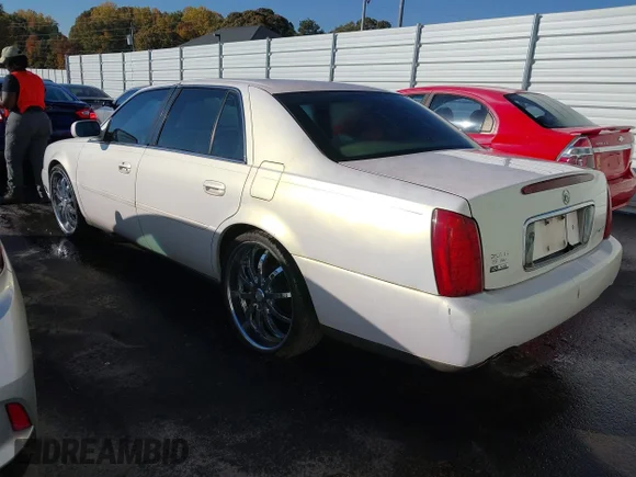 ✅ 2004 Cadillac DeVille • VIN: 1G6KD54Y44U220141 • Lot: 43637142. Wystawiony na IAAI z przebiegiem Nie podano. Bezpłatny archiwum sprzedaży aukcyjnych z USA i szczegółowy raport historii pojazdu na DreamBid. Zdjęcie 3.