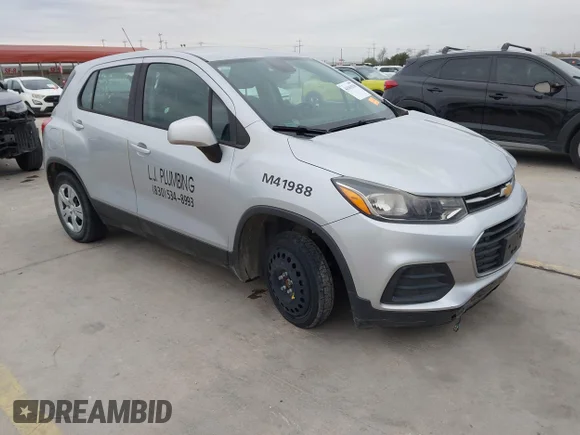 ✅ 2018 Chevrolet Trax LS • VIN: 3GNCJKSBXJL211013 • Лот: 44202520. Опубліковано раніше на IAAI з пробігом 123 044 миль. Безкоштовний доступ до архіву аукціонних продажів зі США та докладний звіт про історію автомобіля на DreamBid. Зображення 1.