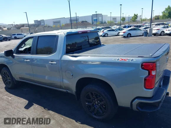 ✅ 2024 Chevrolet Silverado 1500 RST • VIN: 3GCUDEE82RG385152 • Lot: 42869097. Wystawiony na IAAI z przebiegiem 4 663 mil. Bezpłatny archiwum sprzedaży aukcyjnych z USA i szczegółowy raport historii pojazdu na DreamBid. Zdjęcie 6.